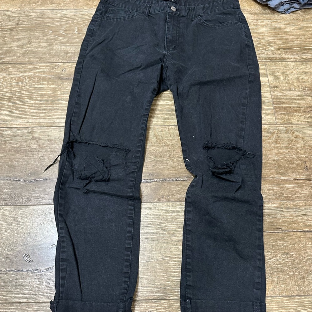 Men's Black Distressed Pants
